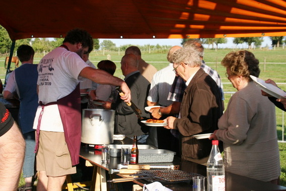 Editiepajot_roosdaal_buurtfeest_lange_kamstraat_foto_jacky_delcour__3_