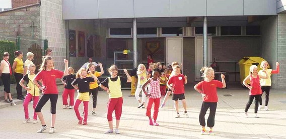 Camargo_zomer_2011_afsluiter_-_deschuyffeleer__11_