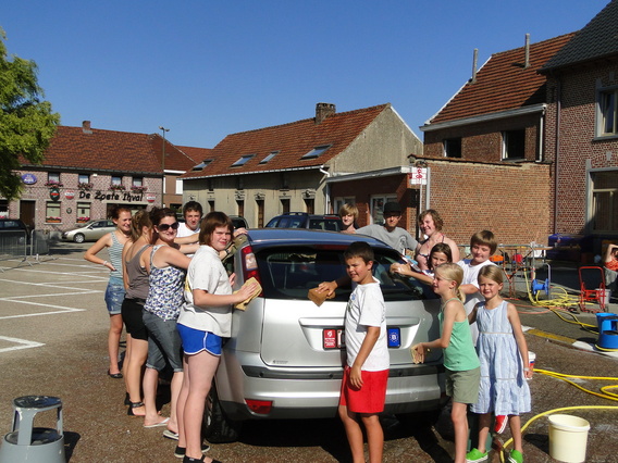 Car_wash_jwb_2011_-_deschuyffeleer__2_