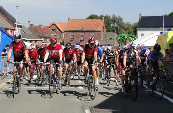 Koers_den_bidon_dorpsfeesten_2011__2_