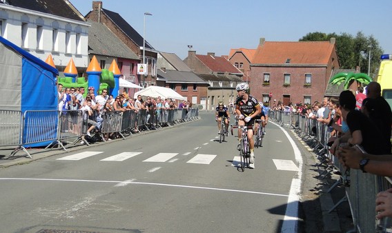 Koers_den_bidon_dorpsfeesten_2011__12_