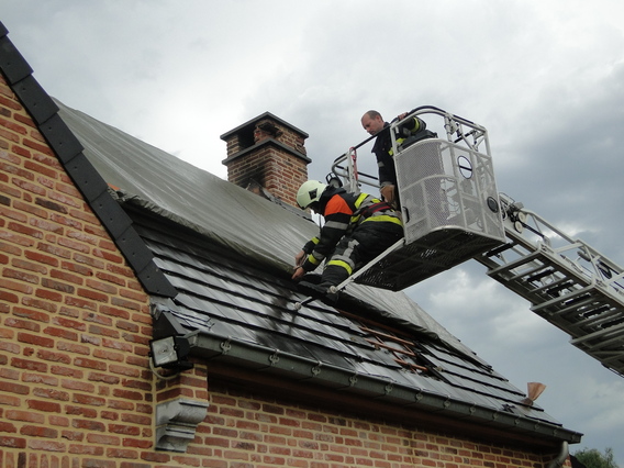 Blikseminslag_lindestraat_herne__3_