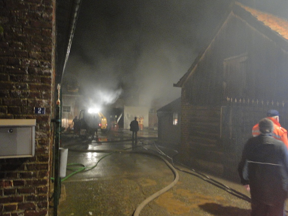Brand_bever_blikseminslag_3_sep_2011-_deschuyffeleer__15_