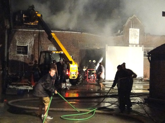 Brand_bever_blikseminslag_3_sep_2011-_deschuyffeleer__17_