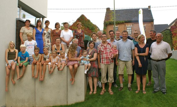 Straatfeest_molenstraat_2011___deschuyffeleer__2_