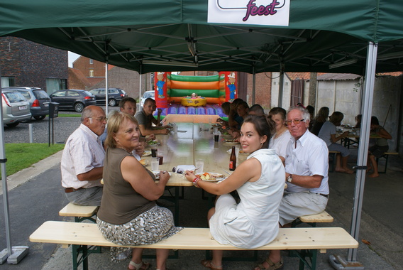 Straatfeest_molenstraat_2011___deschuyffeleer__10_