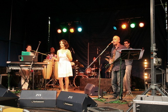 Editiepajot_liedekerke_verslag_tinga_tinga_2011_foto_jacky_delcour__4_