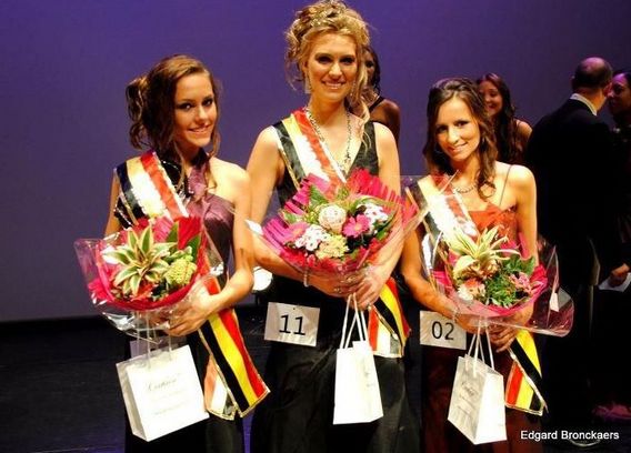 Editiepajot_roosdaal_jessica_vande_velde_tweede_eredame_miss_elegance_foto_edgard_bronckaers