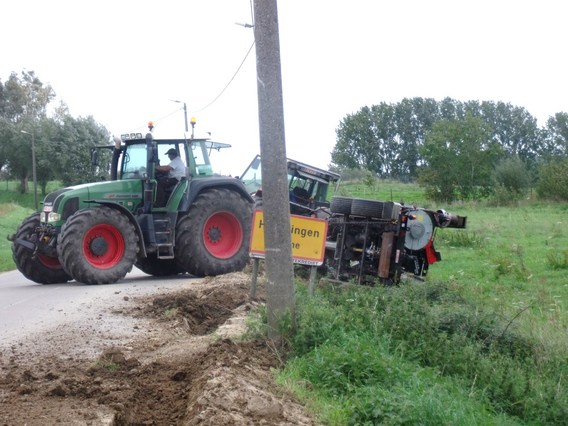 Gekantelde_houthakselaar_nerinckx_herfelingen__1_