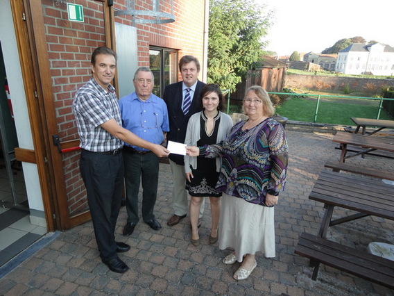 Editiepajot_lennik__raadsleden_schenken_zitpenning_aan_goed_doel_foto_gerrit_achterland