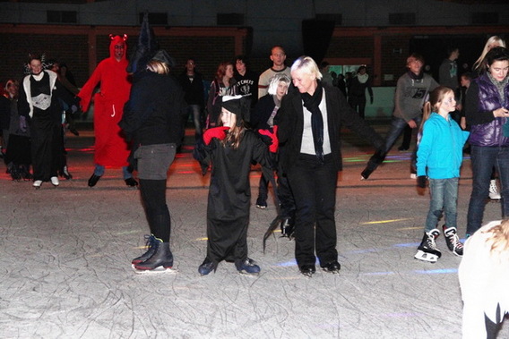 Editiepajot_liedekerke_halloweenschaatsen_foto_jacky_delcour__2_