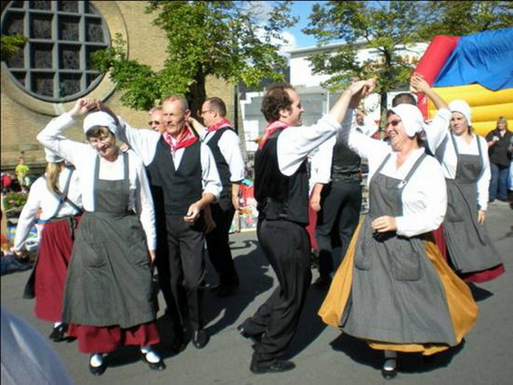 Editiepajot_dilbeek_vvkb_60_jaar_vlaamse_volkskunstbeweging_ingezonden_foto