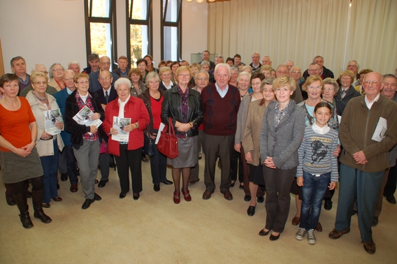 Editiepajot_bart_devill___55plussers_ontvangen_getuigschrift