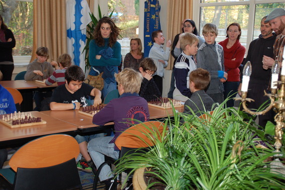 Editiepajot_bart_devill__eerste_schaaktornooi_beersel