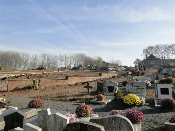 Kerkhof_herfelinge_werken_nov_2011_deschuyffeleer__11_