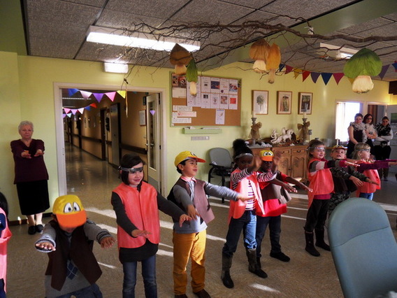 Editiepajot_liedekerke_eerste_leerjaar_antoniusschool_danst_foto_jacky_delcour__2_