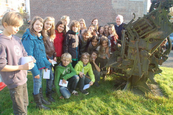 Editipajot_bart_devill__boomhut_bezoek_rinfo