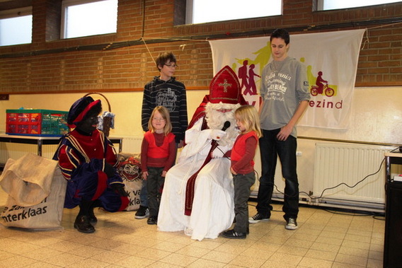 Editiepajot_liedekerke_sinterklaas_bij_kwb_foto_jacky_delcour__3_