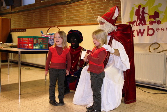 Editiepajot_liedekerke_sinterklaas_bij_kwb_foto_jacky_delcour__4_