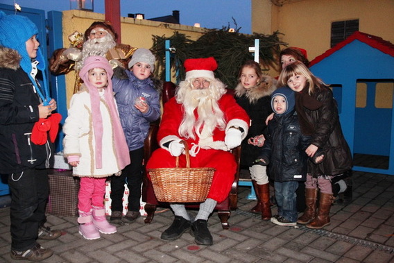 Editiepajot_liedekerke_dolfijne_kerstmarkt_17_december_2011_foto_jacky_delcour__4_