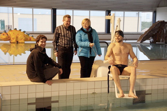Editiepajot_liedekerke_nieuwe_zwembadlift_foto_jacky_delcour
