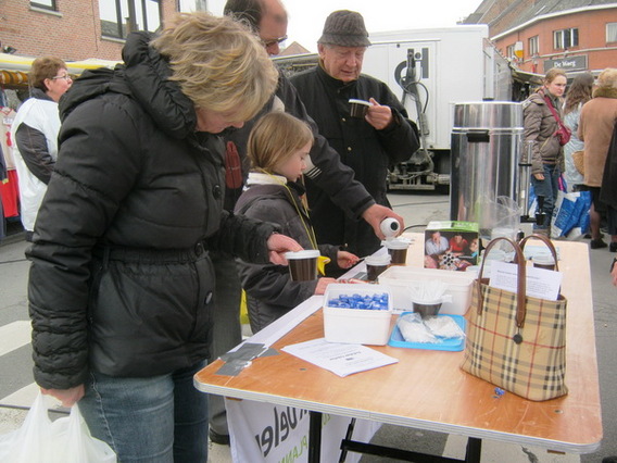 Editiepajot_liedekerke_affligem_verslag__koffiestop_2012_foto_jacky_delcour__4_