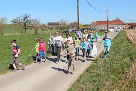 Zwerfvuilactie_herne_regenboog_2012__7_