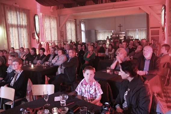 Optreden_kokher_de_wilde_bever_4_mei_2012__35_