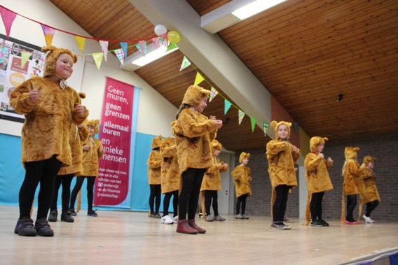 Editiepajot_liedekerke_schoolfeest_kleuters_kta_foto_jacky_delcour__1_