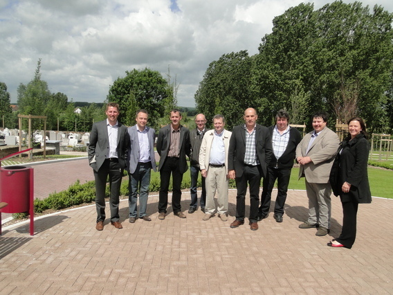 Oplevering_kerkhof_herfelingen_juni_2012__16_
