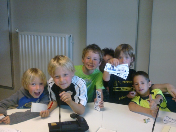 120623_pepingen_roefeldag_radio_victoria_halle_groep_3_presentatiestudio_-_foto_ddl