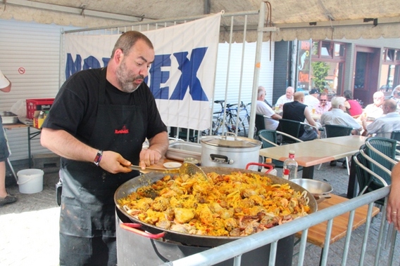 Editiepajot_liedekerke_warandefeesten_eten_foto_jacky_delcour