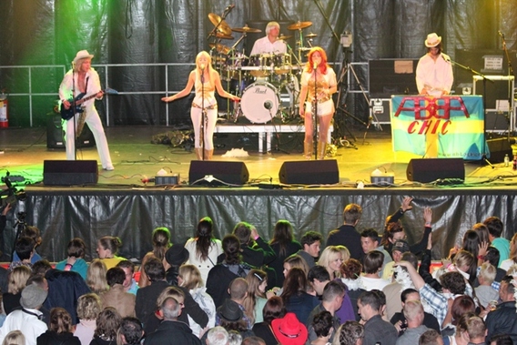 Editiepajot_liedekerke_de_plesj_rockt_verslag_2012_foto_jacky_delcour__4_