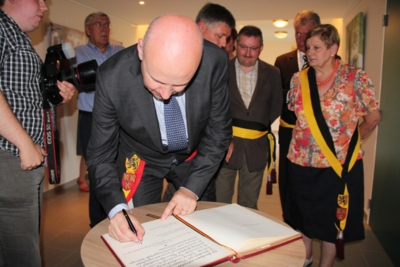 Editiepajot_liedekerke_opening_serviceflats_foto_jacky_delcour__3_