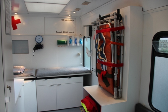 Editiepajot_liedekerke_rode_kruis_mobiel_foto_jacky_delcour