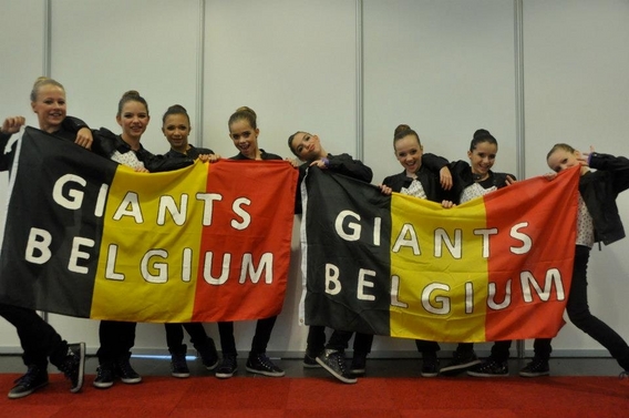 Editiepajot_bart_devill__giants