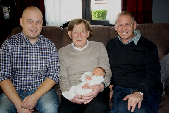 Editiepajot_liedekerke_denderleeuw_viergeslacht_familie_moonens_foto_jacky_delcour