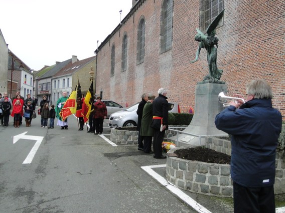 Huldiging_11_november_2012_bever___15_