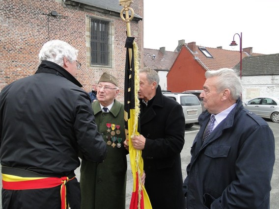 Huldiging_11_november_2012_bever___10_