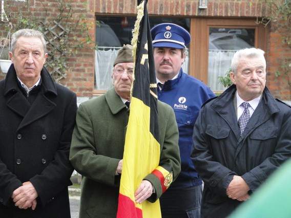Huldiging_11_november_2012_bever___17_