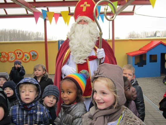 Editiepajot_liedekerke_sint_bezoekt_dol-fijn_foto_jacky_delcour__3_