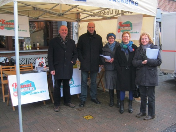 Editiepajot_liedekerke_kunstkramers_op_de_markt_foto_jacky_delcour__4_