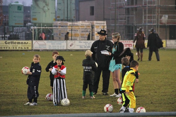 Fc_herne_carnavaltraining_2013__9_