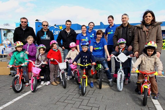 Editiepajot_liedekerke_dreamland_leert_kinderen_fietsen_foto_jacky_delcour