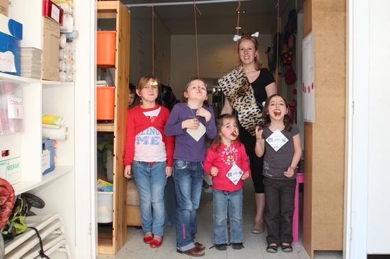Editiepajot_liedekerke_maantje_goes_to_bedrock_foto_jacky_delcour__1_