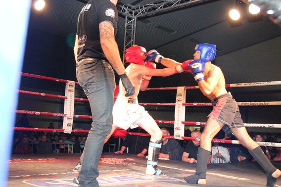 Editiepajot_liedekerke_verslag_thaiboksgala_foto_jacky_delcour