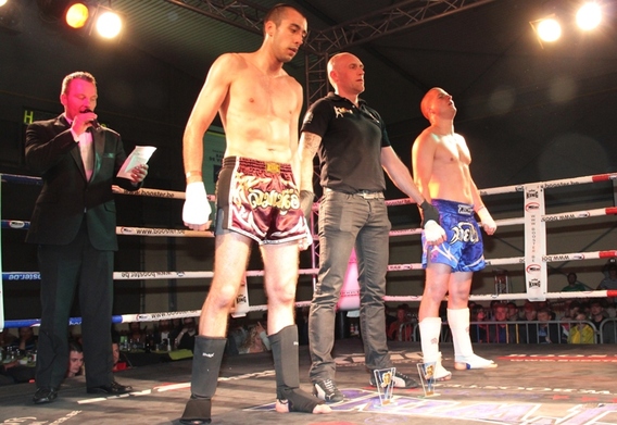 Editiepajot_liedekerke_verslag_thaiboksgala_foto_jacky_delcour__4_