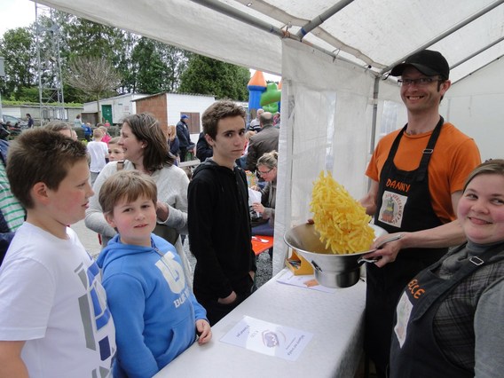 Foute_schoolfeest_bever_2013