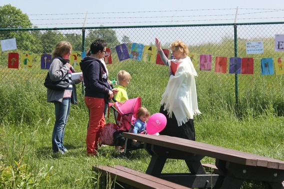 Ediktiepajot_affligem_teralfened_10_jaar_baisschool_de_regenboog_foto_jacky_delcour__4_