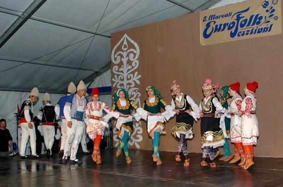 Editiepajot_affligem_folklorefeest_knipoog_groep_severnyache_bulgaria_foto_jacky_delcour__1_